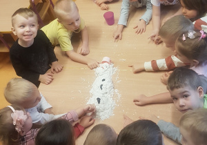 Co można robić zimą? Zajęcia sensoryczne w grupie II