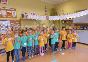 DZIEŃ PRZEDSZKOLAKA TO WAŻNE ŚWIĘTO, UCZCIJMY JE RAZEM ZABAWĄ, TAŃCEM I PIOSENKĄ - GR.X