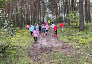 "Z naturą za pan brat..." czyli świętujemy Dzień Chłopca w "ŻArtowni"- gr. XI i XII