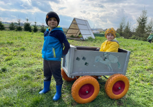 "Z naturą za pan brat..." czyli świętujemy Dzień Chłopca w "ŻArtowni"- gr. XI i XII