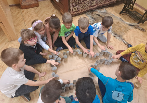 „Poznajemy historię Konina”- zajęcia edukacyjne grupy VI w Mini Muzeum