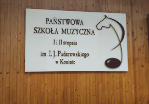 "Poznajemy twórczość Ignacego Jana Paderewskiego"- gr. XI i XII z wizytą w Państwowej Szkole Muzycznej I i II stopnia im. I. J. Paderewskiego w Koninie