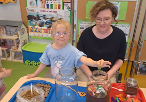 "Dbajmy o naszą planetę..." - projekt edukacyjne w grupie IX