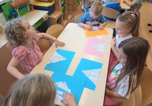 „Skąd się biorą produkty ekologiczne” - gr. IX