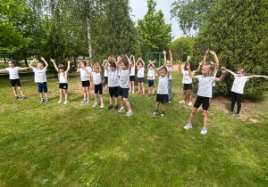 Podwórkowa zumba gr. VII