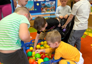 "W świecie ruchu i muzyki"