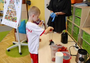 „Odżywiaj się zdrowo, by żyć kolorowo” spotkanie z dietetykiem w grupie V