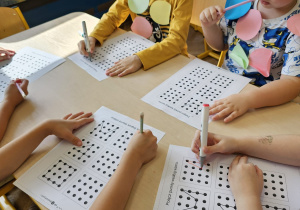 Świętujemy Dzień Kropki w grupie VI