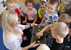 Świętujemy Dzień Kropki w grupie VI