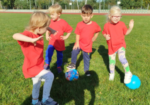 „Każdy może być Olimpijczykiem” – Dzień Przedszkolaka na sportowo w grupie XI i XII