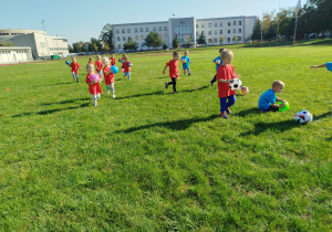 „Każdy może być Olimpijczykiem” – Dzień Przedszkolaka na sportowo w grupie XI i XII