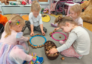 „Zmysłami poznajemy jesień"- projekt edukacyjny w gr. I