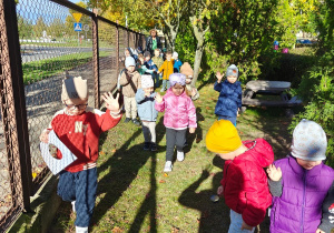 „Zmysłami poznajemy jesień"- projekt edukacyjny w gr. I