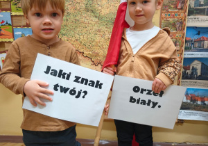 „Bo ja jestem Polak mały" - zajęcia patriotyczne grupy I w przedszkolnym Mini Muzeum „Na szlaku historii"