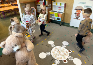 Światowy Dzień Pluszowego Misia w grupie II