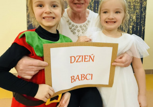 Zimowy Dzień Babci i Dziadka w gr. XI