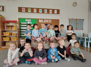 Mali odkrywcy - projekt edukacyjny "MLEKO" w grupie I