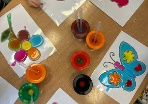 Projekt edukacyjny pt. "Kolorowa wiosna" w grupie II