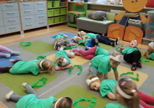 Małe smyki z grupy X w świecie przyrodniczej sensoryki – projekt edukacyjny cz. III .... WIOSNA