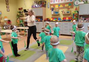 Małe smyki z grupy X w świecie przyrodniczej sensoryki – projekt edukacyjny cz. III .... WIOSNA