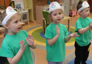 Małe smyki z grupy X w świecie przyrodniczej sensoryki – projekt edukacyjny cz. III .... WIOSNA