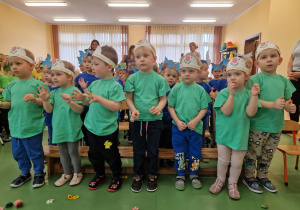 Małe smyki z grupy X w świecie przyrodniczej sensoryki – projekt edukacyjny cz. III .... WIOSNA