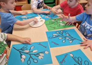 Małe smyki z grupy X w świecie przyrodniczej sensoryki – projekt edukacyjny cz. III .... WIOSNA