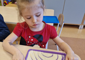 Małe smyki z grupy X w świecie przyrodniczej sensoryki – projekt edukacyjny cz. III .... WIOSNA