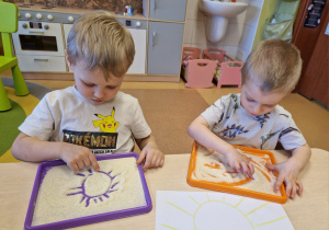 Małe smyki z grupy X w świecie przyrodniczej sensoryki – projekt edukacyjny cz. III .... WIOSNA