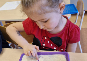 Małe smyki z grupy X w świecie przyrodniczej sensoryki – projekt edukacyjny cz. III .... WIOSNA