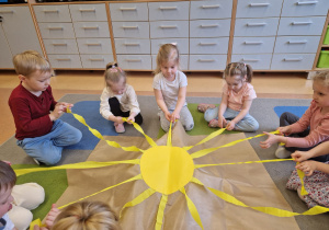 Małe smyki z grupy X w świecie przyrodniczej sensoryki – projekt edukacyjny cz. III .... WIOSNA