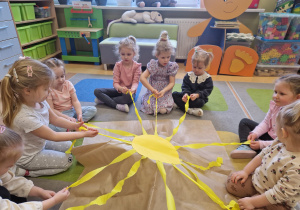 Małe smyki z grupy X w świecie przyrodniczej sensoryki – projekt edukacyjny cz. III .... WIOSNA