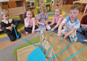 Małe smyki z grupy X w świecie przyrodniczej sensoryki – projekt edukacyjny cz. III .... WIOSNA