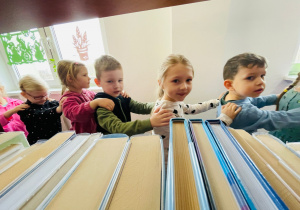 Pierwsza wizyta w bibliotece- gr. XI i XII