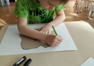 Projekt edukacyjny w grupie IX : „ Polska mój dom - na szlaku historii”