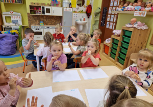 Wierszyki łamiące języki – spotkanie z LOGOPEGĄ w grupie X