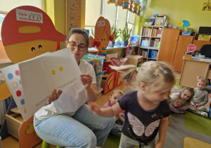 Wierszyki łamiące języki – spotkanie z LOGOPEGĄ w grupie X
