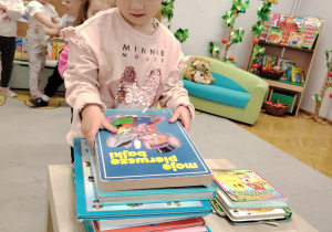„KSIĄŻKA- MÓJ PRZYJACIEL”- projekt edukacyjno-czytelniczy w grupie I