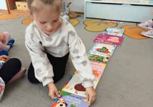 „KSIĄŻKA- MÓJ PRZYJACIEL”- projekt edukacyjno-czytelniczy w grupie I