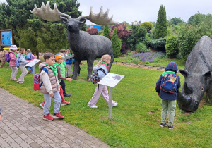 Wycieczka z okazji Dnia Dziecka do Parku Kreatywnej Zabawy "Deli Park" w Trzebawiu - grupa IX