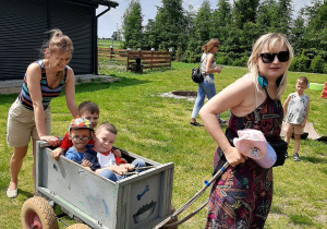 Rodzinny Dzień Dziecka w ŻArtowni Zbiersk – grupa IV
