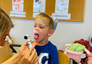 Spotkanie z OTORYNOLARYNGOLOGIEM w gr. XI