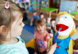 "Słowa mają moc!"- spotkanie z logopedą w ramach preorientacji zawodowej w gr. XII