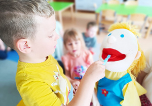 "Słowa mają moc!"- spotkanie z logopedą w ramach preorientacji zawodowej w gr. XII