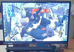Efekt Sławosza - astronauci na stacji kosmicznej – dzień drugi