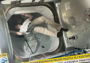 Efekt Sławosza - astronauci na stacji kosmicznej – dzień drugi