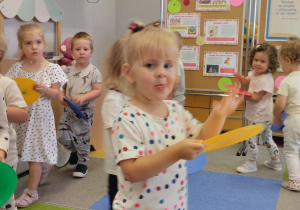 "Ja i ... Kropka" - Dzień Kropki w grupie IX
