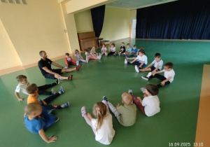 „Ruch to zdrowie – każdy przedszkolak to powie” – zajęcia sportowe w gr. XI i XII
