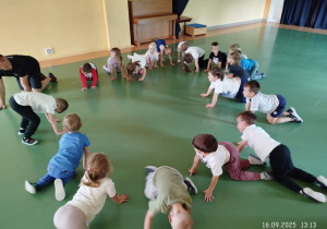 „Ruch to zdrowie – każdy przedszkolak to powie” – zajęcia sportowe w gr. XI i XII