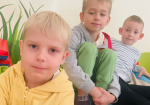 Wizyta gr. XI i XII w SP nr 9 im. Bohaterów Westerplatte w Koninie połączona z Międzynarodowym Dniem Kropki